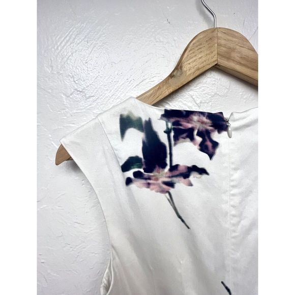 Womens French Connection A-Line Dress Size 8 Zipper V-Neck Sleeveless Floral - Picture 6 of 8